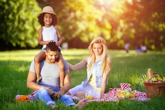 Outdoor Allergy Tips: Enjoy Your Picnic Allergy Free