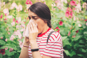 Xyzal vs Benadryl: Which Allergy Medicine is Better?